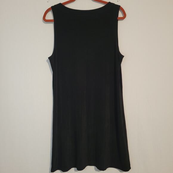 Chico's Travelers 3 black sleeveless v-neck shift dress, XL/16, made in USA - Picture 4 of 4
